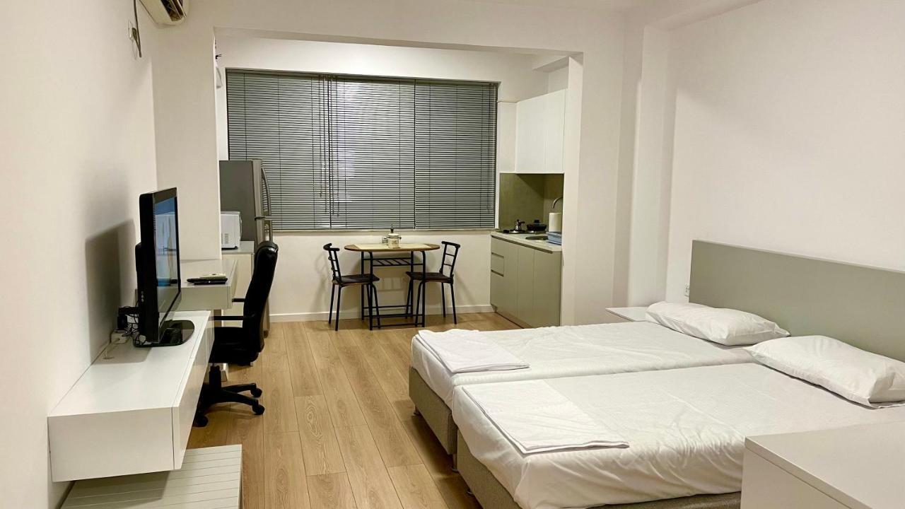 Johana Blloku Apartment In Amazing Location! تيرانا المظهر الخارجي الصورة
